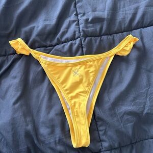 Yellow boutinela fringe bottoms